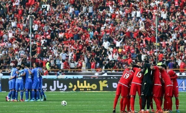 (فیلم) خشن ترین دربی تاریخ فوتبال ایران در سال 1373/ ورزشگاه آزادی داره منفجر می شه