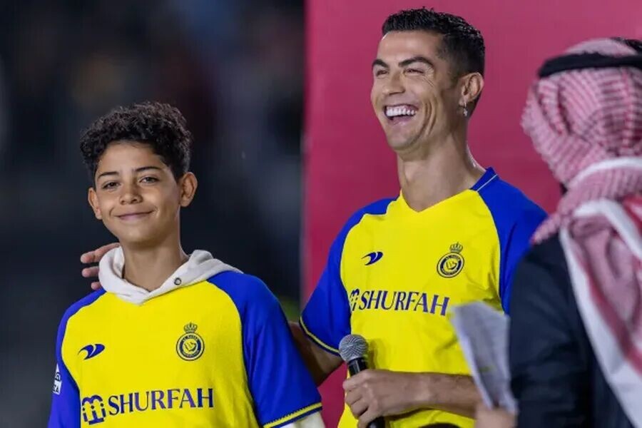 چرا کریس رونالدو بیخیال فوتبال نمی شود؟/ راز بزرگ CR7 فاش شد